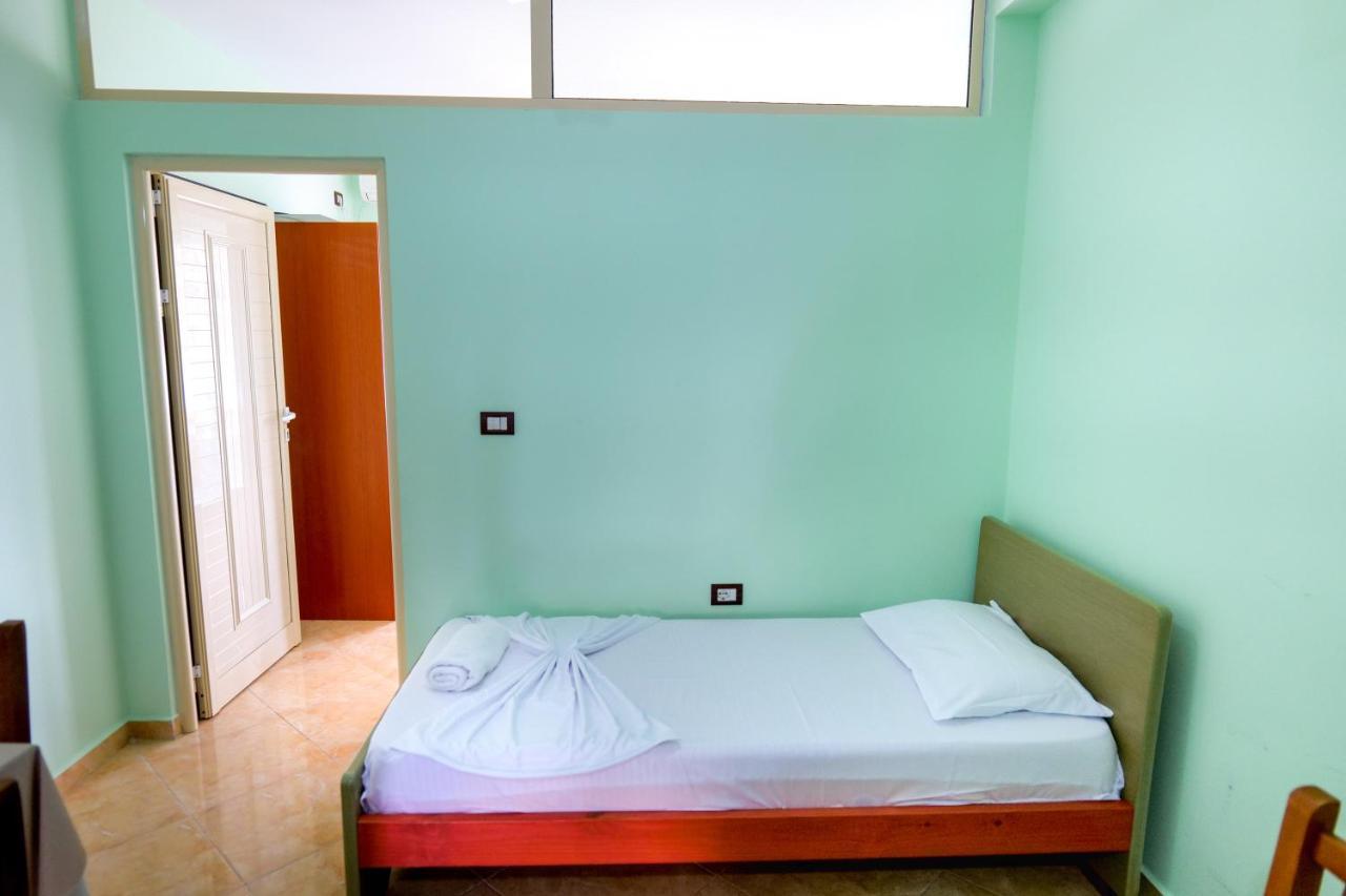 Rei Apartments Sarandë Exterior foto