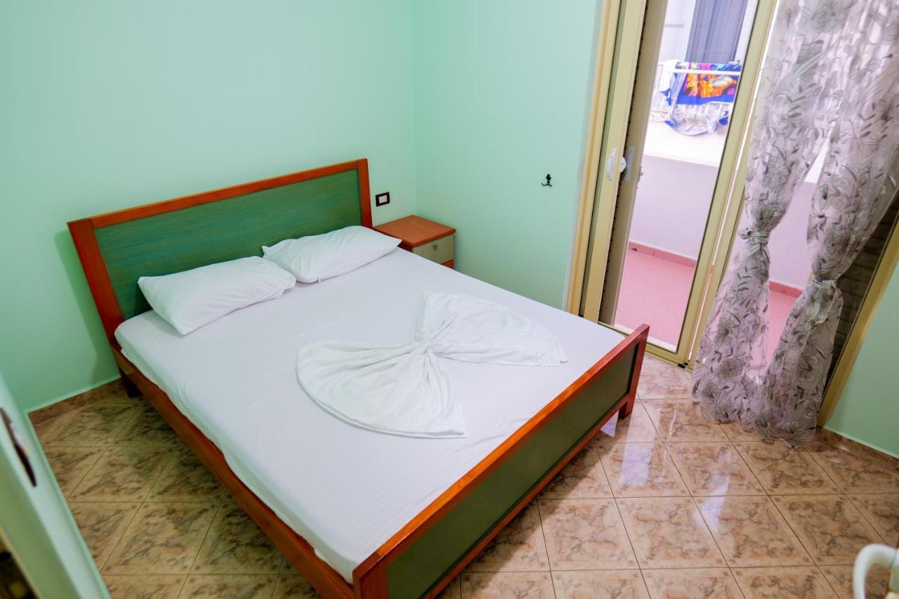 Rei Apartments Sarandë Exterior foto