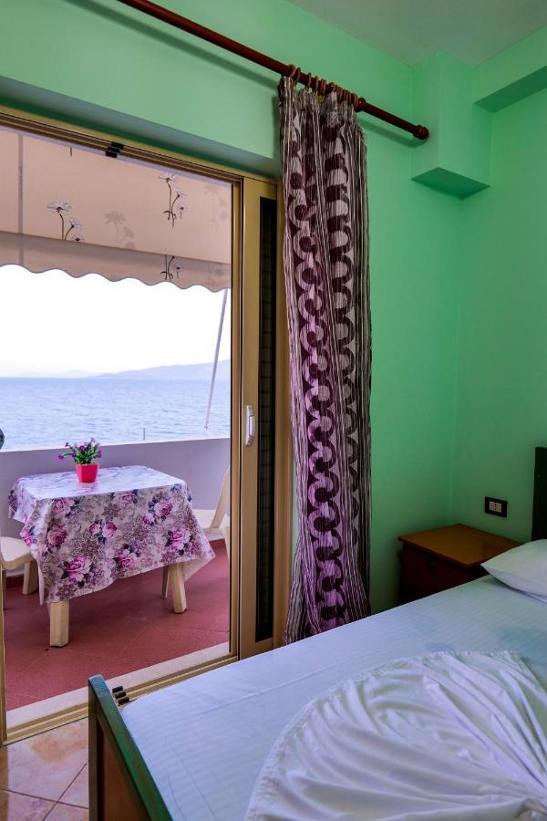 Rei Apartments Sarandë Exterior foto