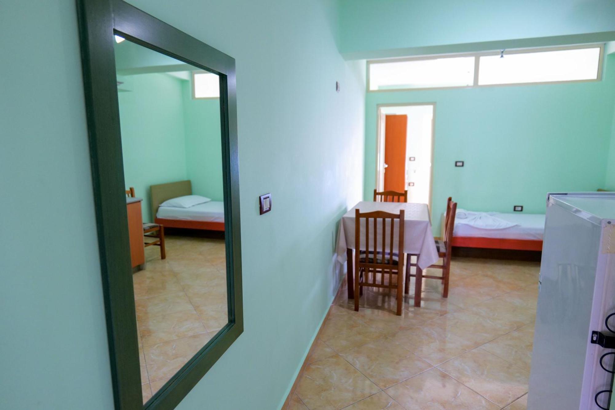 Rei Apartments Sarandë Cameră foto