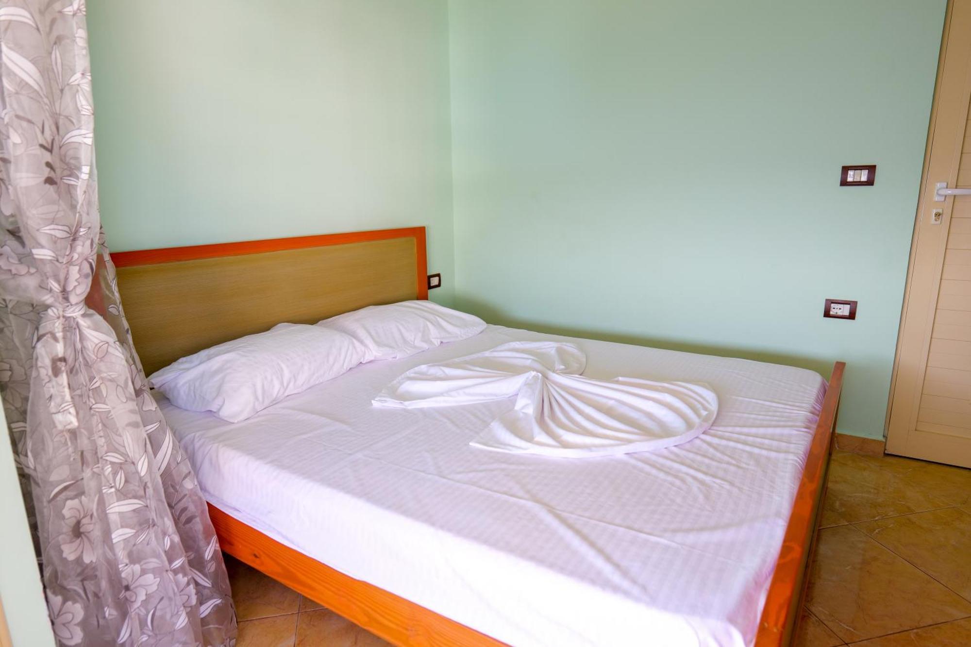 Rei Apartments Sarandë Cameră foto